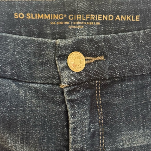 Chico's So Slimming Faux Pearl Embroidered Girlfriend Ankle Jeans Size 10 Denim - Picture 5 of 5